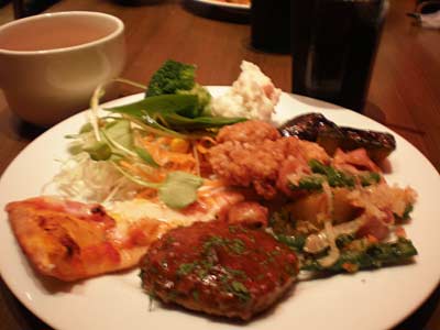 もりだくさーん　バイキング