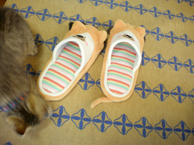 ねちゃねちゃ・・・ ねちゃねちゃ・・・